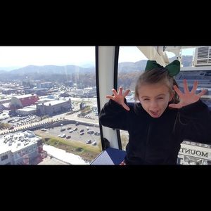 Meet your Posher, Cherish